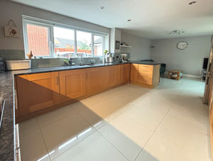 Photo 7- click for photo gallery